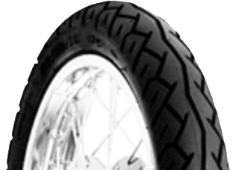 Nahaufnahme der Lauffläche Dunlop D110 70/90-16 36 P Front TT
