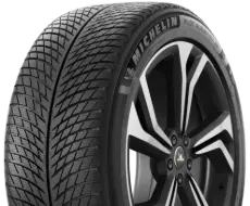 Nahaufnahme der Lauffläche Michelin Pilot Alpin 5 SUV