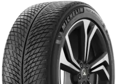 Nahaufnahme der Lauffläche Michelin Pilot Alpin 5 SUV
