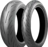Nahaufnahme der Lauffläche Bridgestone Battlax Hypersport S22 150/60 R17 66 H Rear TL