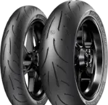Nahaufnahme der Lauffläche Metzeler Sportec M9 RR 150/60 R17 66 H Rear TL M/C .
