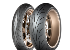 Nahaufnahme der Lauffläche Dunlop Qualifier Core 120/60ZR17 (55 W) Front TL