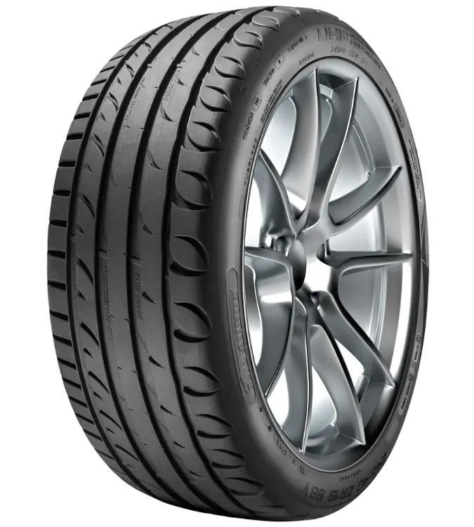 Taurus Ultra High Performance 245/40 R19 98 Y XL