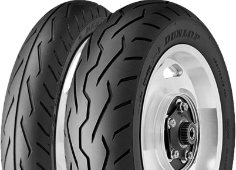Nahaufnahme der Lauffläche Dunlop D251 150/60 R18 67 V Front TL