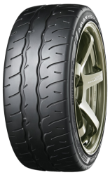 Nahaufnahme der Lauffläche Yokohama Advan Neova AD09 285/30 R18 97 W XL, RPB