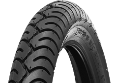 Nahaufnahme der Lauffläche Metzeler ME 22 3.50-18 62 P Front/Rear TT RF